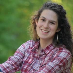 Meet your Posher, Hayley